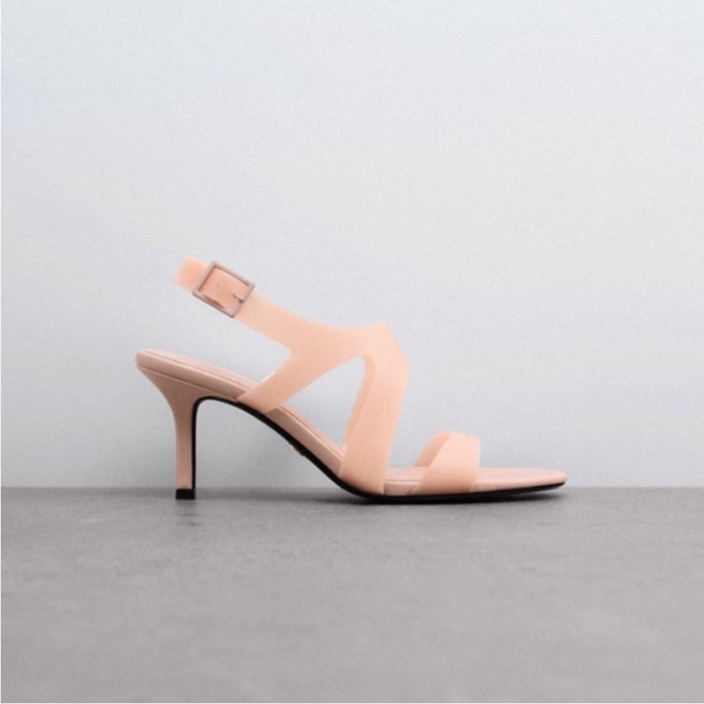 Zara MID-HEIGHT HEEL RUBBERIZED SANDALS